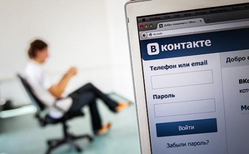 Через несколько дней «ВКонтакте» выпустит собственное фотоприложение - «Интернет»
