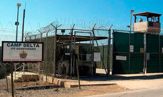 Хакеры лишили интернета базу ВМС США в Гуантанамо - «Интернет и связь»