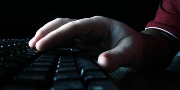 Ограбление века: хакеры похитили более 300 миллионов долларов при помощи вируса - «Интернет и связь»