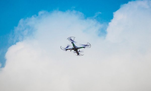 Число нарушений правил полётов дронов угрожающе растёт - «Новости сети»