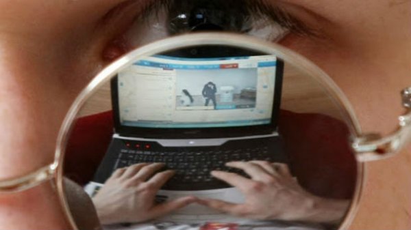 Хакер превратил наблюдение за людьми через веб-камеры в интернет-шоу - «Интернет и связь»