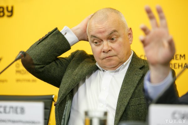 Хакеры взломали почту Дмитрия Киселева и выставили переписку на аукцион - «Интернет и связь»