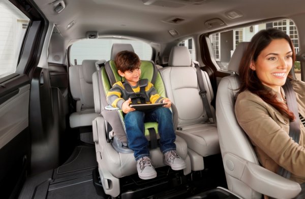Минивэн 2018 Honda Odyssey предлагает широкие мультимедийные возможности - «Новости сети»