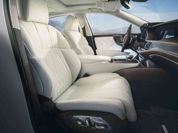 Седан Lexus LS нового поколения получил двигатель мощностью 415 л. с. - «Новости сети»