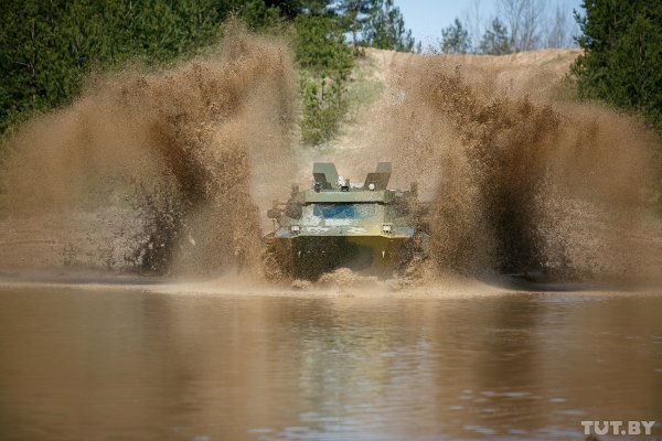 Хищник из Борисова: тест новейшего белорусского броневика, сконструированного девушкой - «Интернет и связь»