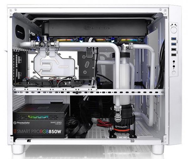 Computex 2017: корпуса Thermaltake Core с панелями из закалённого стекла - «Новости сети»