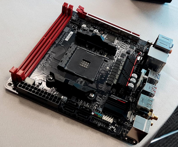 К производителям плат формата Mini-ITX для AMD Ryzen присоединилась GIGABYTE - «Новости сети»
