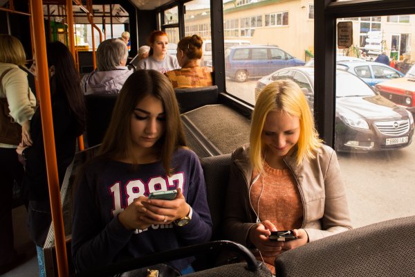 "А паспорт водителю показывать?" Белорусы осваивают автобусы с бесплатным Wi-Fi | - «Интернет и связь»