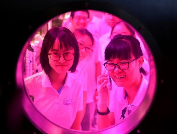 В Китае начат длительный эксперимент по имитации жизни на Луне - «Новости сети»