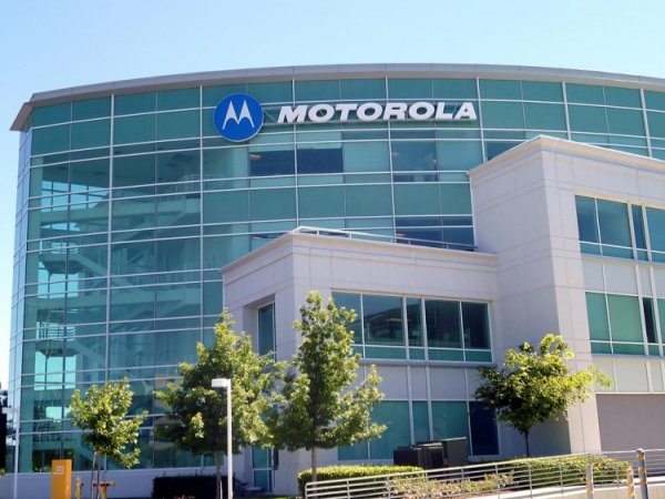 Motorola запатентовала дисплей для смартфона с функцией «самозаживления» - «Новости сети»