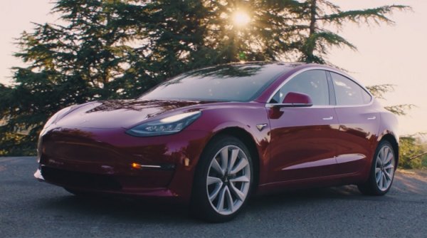 «Народный» электромобиль Tesla Model 3 выйдет в версии Performance - «Новости сети»