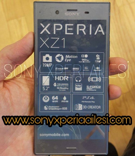 Смартфон Sony Xperia XZ1 раскрыл характеристики на «живых» фотографиях - «Новости сети»