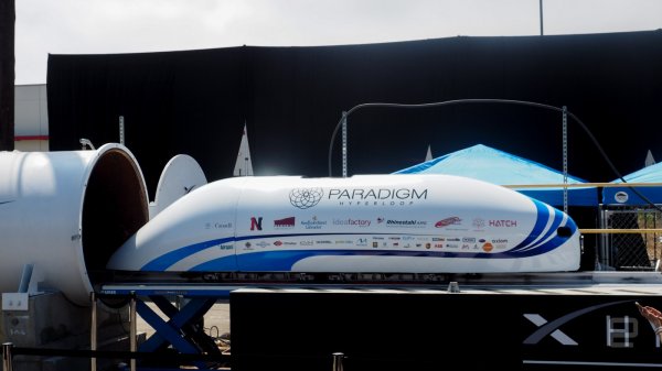 Студенты разогнали прототип Hyperloop до 324 километров в час | - «Интернет и связь»