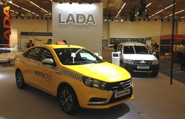 В Москве начались потребительские испытания двухтопливной LADA Vesta CNG - «Новости сети»