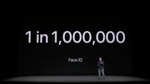 Apple: система Face ID во время презентации сработала корректно - «Новости сети»