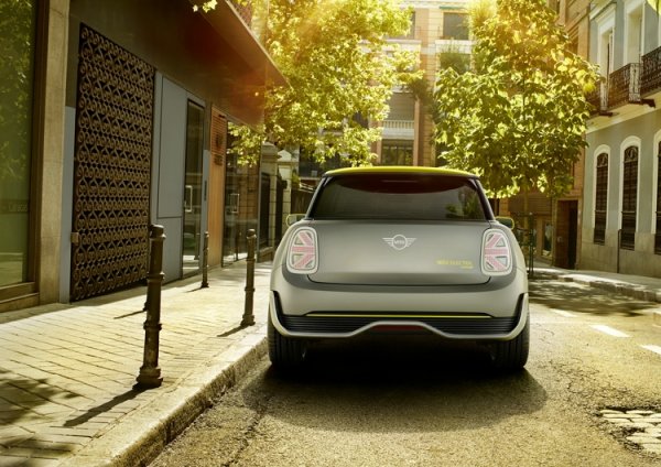 MINI Electric Concept: яркий электрокар для городского передвижения - «Новости сети»