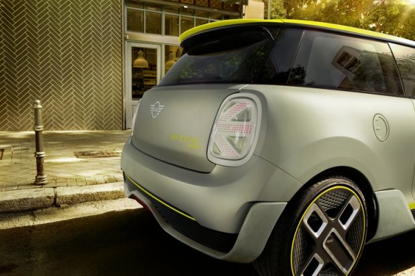 MINI Electric Concept: яркий электрокар для городского передвижения - «Новости сети»
