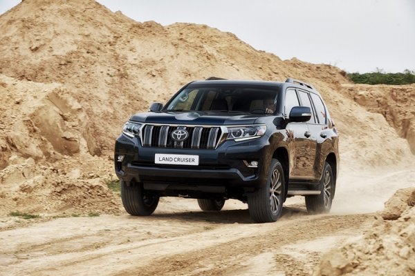 Новый внедорожник Toyota Land Cruiser Prado обзавёлся передовыми электронными помощниками - «Новости сети»