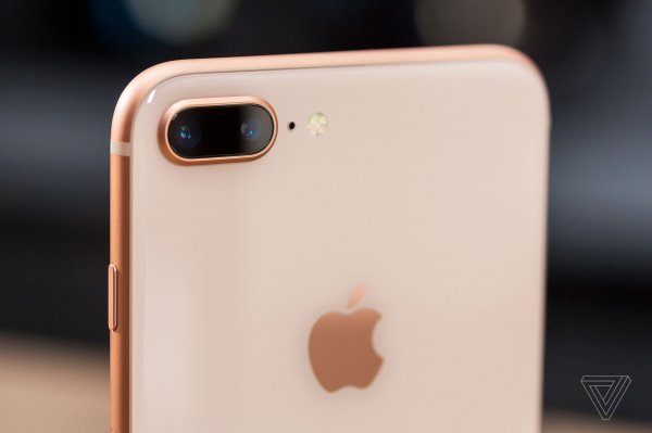 Обзор обзоров iPhone 8 и iPhone 8 Plus: плюсы и минусы новых смартфонов Apple | - «Интернет и связь»