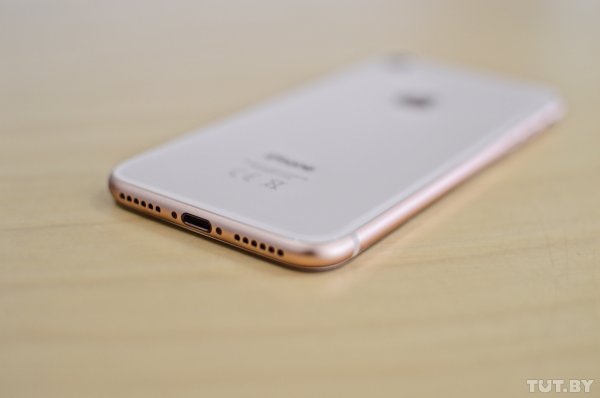 Власти США потребовали включить радио на iPhone. Но его там нет | - «Интернет и связь»