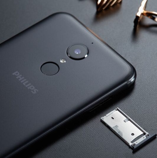 Смартфон Philips X596 — крепкий середнячок с батареей на 4000 мА·ч - «Новости сети»