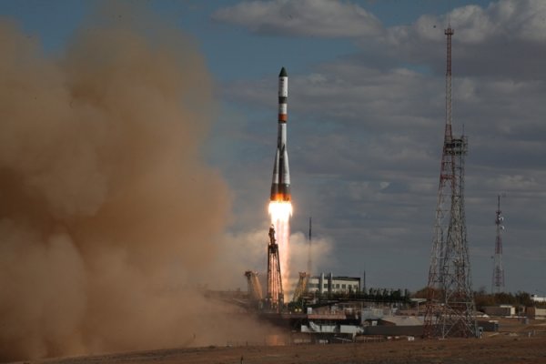 Фото дня: старт ракеты «Союз-2.1а» с грузовым кораблём «Прогресс МС-07» - «Новости сети»