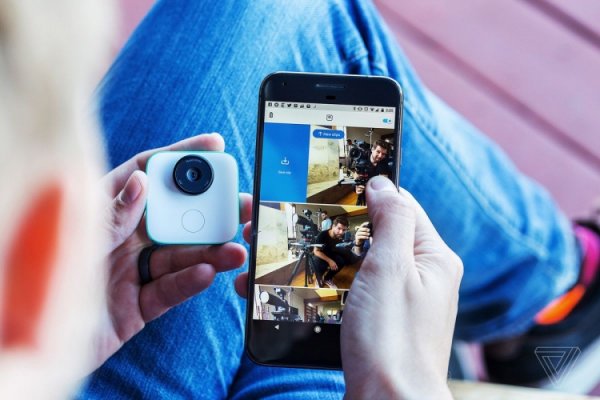 Google Clips — компактная 12-Мп камера, которая фотографирует сама - «Новости сети»