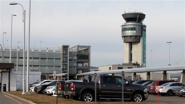 В Канаде дрон столкнулся с пассажирским самолётом - «Новости сети»