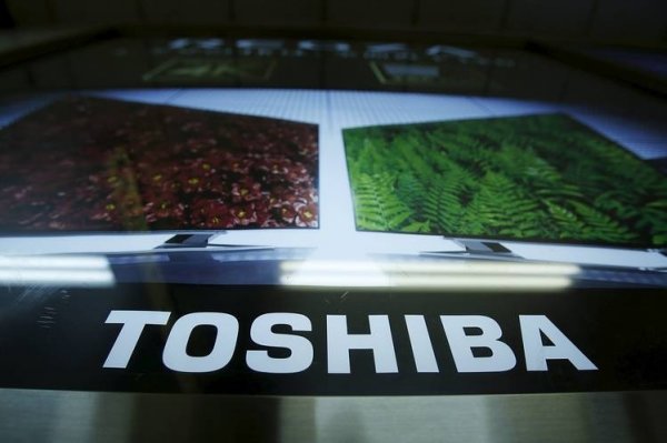 Toshiba хочет привлечь $5 млрд во избежание делистинга - «Новости сети»