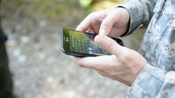 Израильскую армию снабдят «боевыми» смартфонами под управлением Android - мобильные/сотовые телефоны, отзывы, сравнение, обзоры, характеристики на Hi-News.ru - «Новости сети»