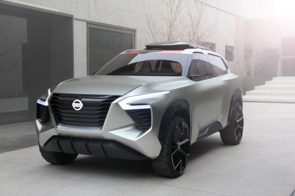 Концепт-кроссовер Nissan Xmotion получил пять дисплеев на фронтальной панели - «Новости сети»