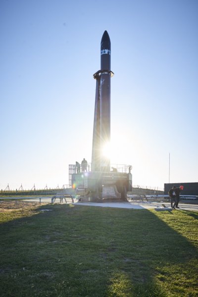 Rocket Lab впервые отправила ракету со спутниками на орбиту - «Новости сети»