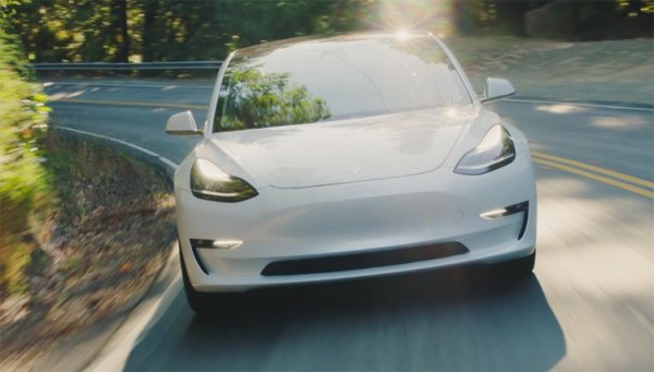 Tesla провалила собственный план по поставкам электромобилей Model 3 - «Новости сети»