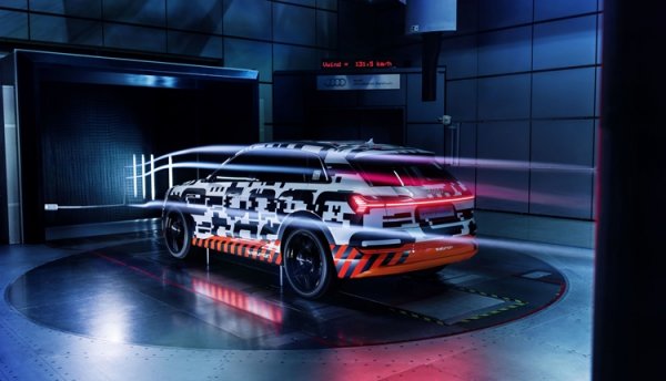 Электрокар Audi e-tron получит виртуальные зеркала заднего вида - «Новости сети»