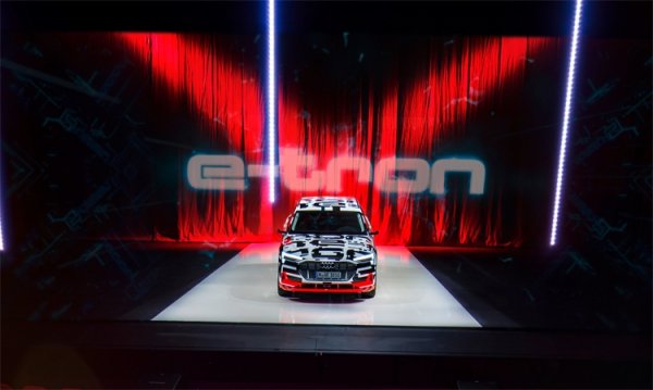 Audi определилась со сроками анонса электрического кроссовера e-tron - «Новости сети»