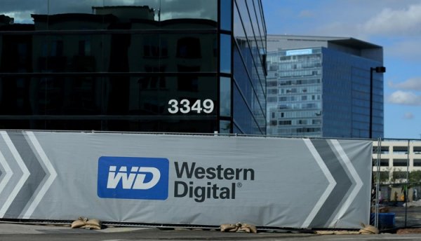 Western Digital начала пробные поставки передовых чипов памяти QLC 3D NAND - «Новости сети»