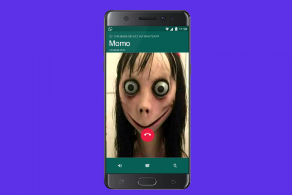 "Девочка из WhatsApp". Жуткая скульптура стала героем городской легенды - «Интернет и связь»