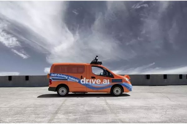 В Техасе появились робомобили Drive.ai со светодиодными экранами - «Новости сети»