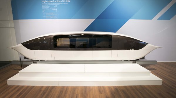 Струнный транспорт Юницкого "доехал" до Берлина - «Интернет и связь»