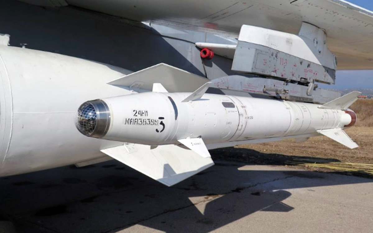Х 25 м. Х-25 ракета. Х-25мл на Су-24м. Ур воздух-земля х-25мл. БЕТАБ-500 Су-24.