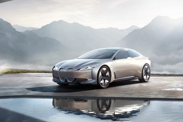 BMW инвестирует более $225 млн в запуск производства BMW i4 - «Новости сети»