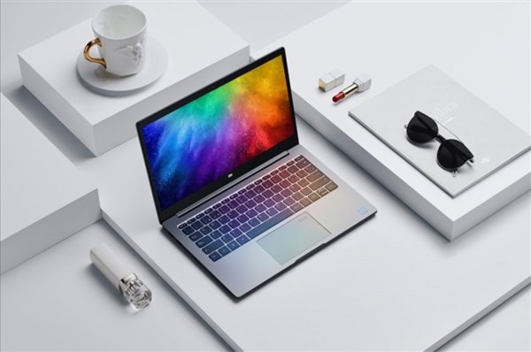 Лэптоп Xiaomi Mi Notebook Air с 12,5" дисплеем стоит менее $600 - «Новости сети»