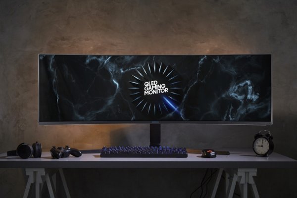 CES 2019: Гигантский игровой монитор Samsung CRG9 с соотношением сторон 32:9 - «Новости сети»