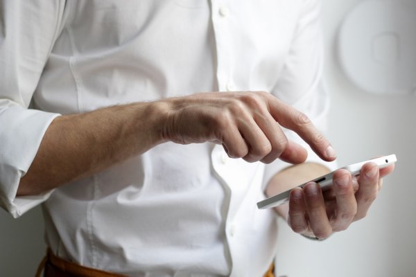 velcom готовится к тестированию 4G - «Интернет и связь»