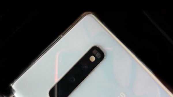 Фото: «жемчужный» Samsung Galaxy S10+ в керамической отделке - «Новости сети»