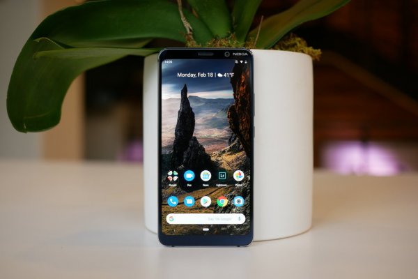 На MWC-2019 представили флагман Nokia 9 PureView с пятью камерами - «Интернет и связь»