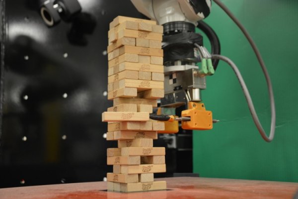 Видео: учёные MIT научили робота играть в Jenga - «Новости сети»