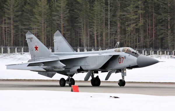Российский МиГ-31 мог быть сбит по ошибке ракетой с другого истребителя - «Интернет и связь»