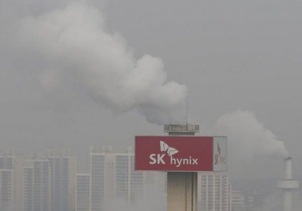 Чем хуже, тем лучше: японские санкции подняли стоимость акций SK Hynix и Samsung - «Новости сети»