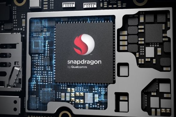 Qualcomm неожиданно представила новый топовый процессор  - «Интернет и связь»